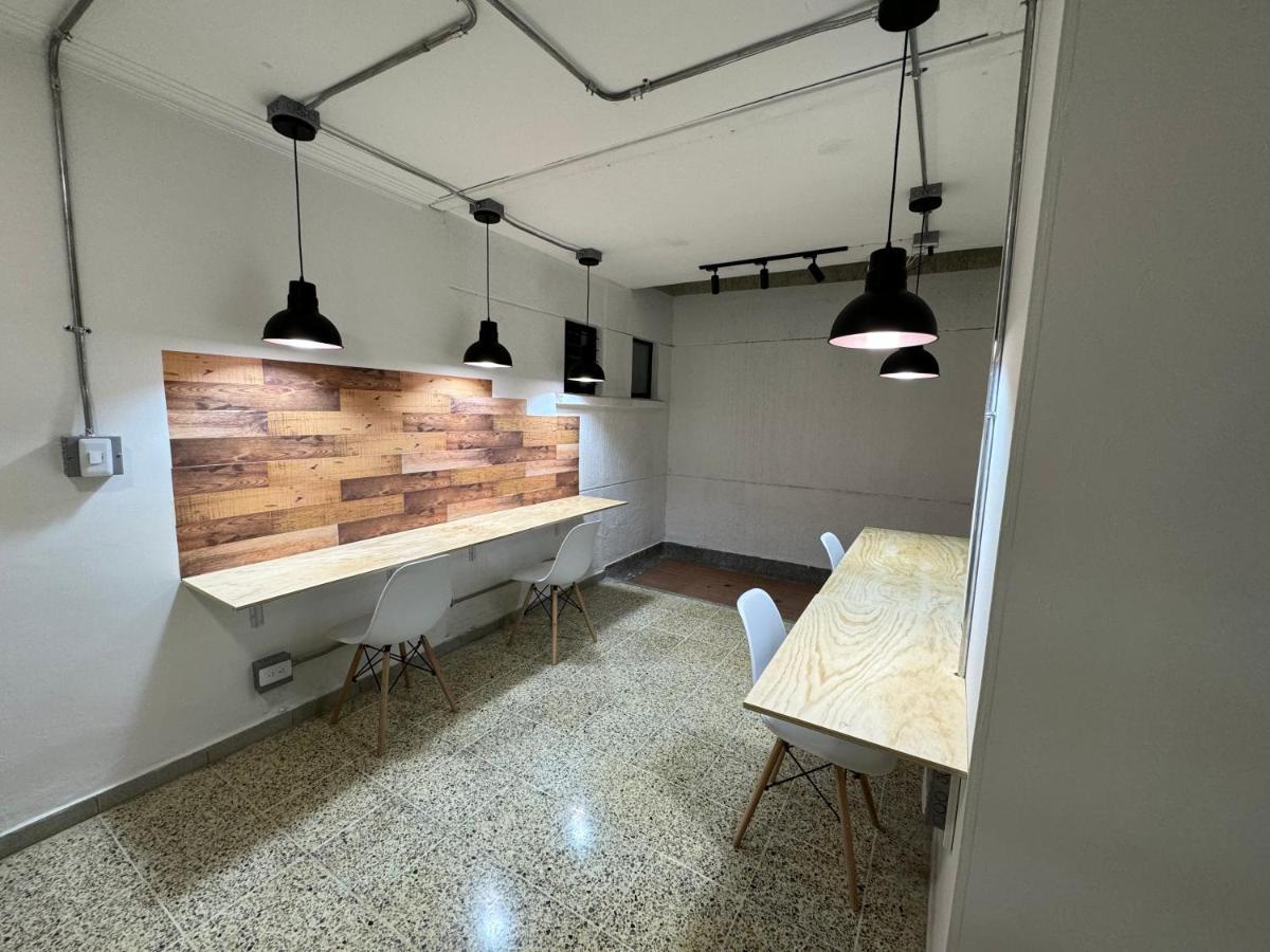 Rustik House Ξενοδοχείο Μεντεγίν Εξωτερικό φωτογραφία