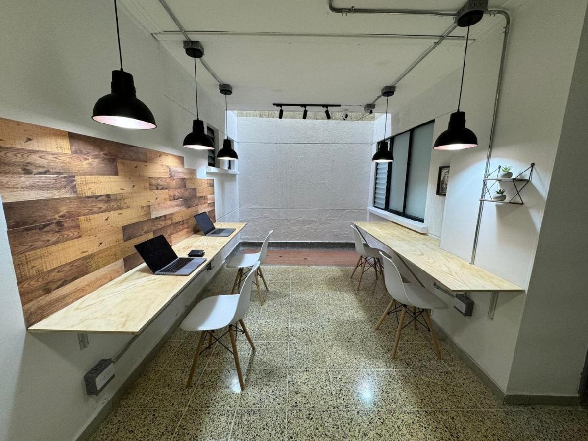 Rustik House Ξενοδοχείο Μεντεγίν Εξωτερικό φωτογραφία